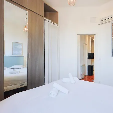 Cocon Design Au Port Emplacement D Exception Νίκαια