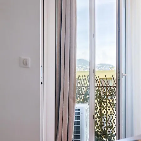 Cocon Design Au Port Emplacement D Exception * Nice